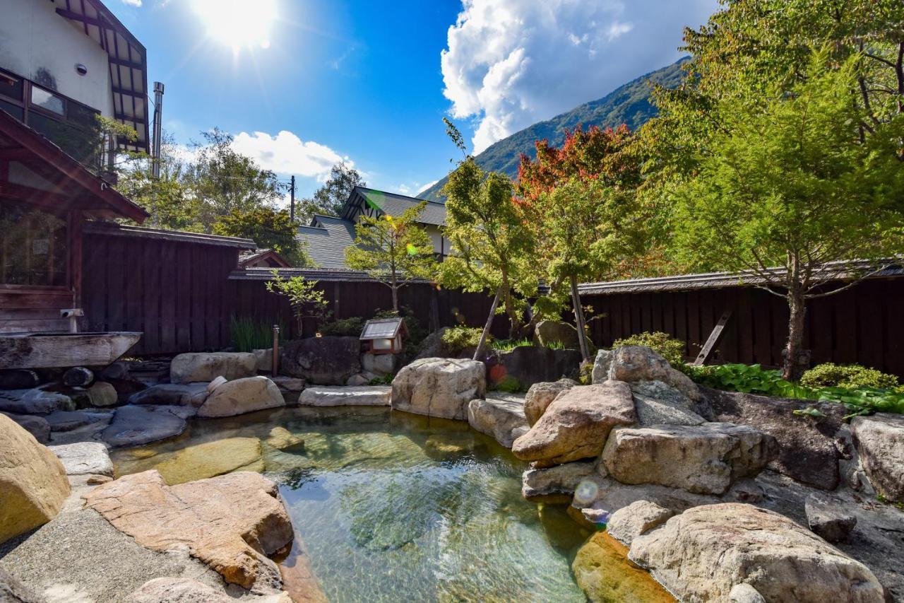 Resort Inn Chirorian 高山市 エクステリア 写真