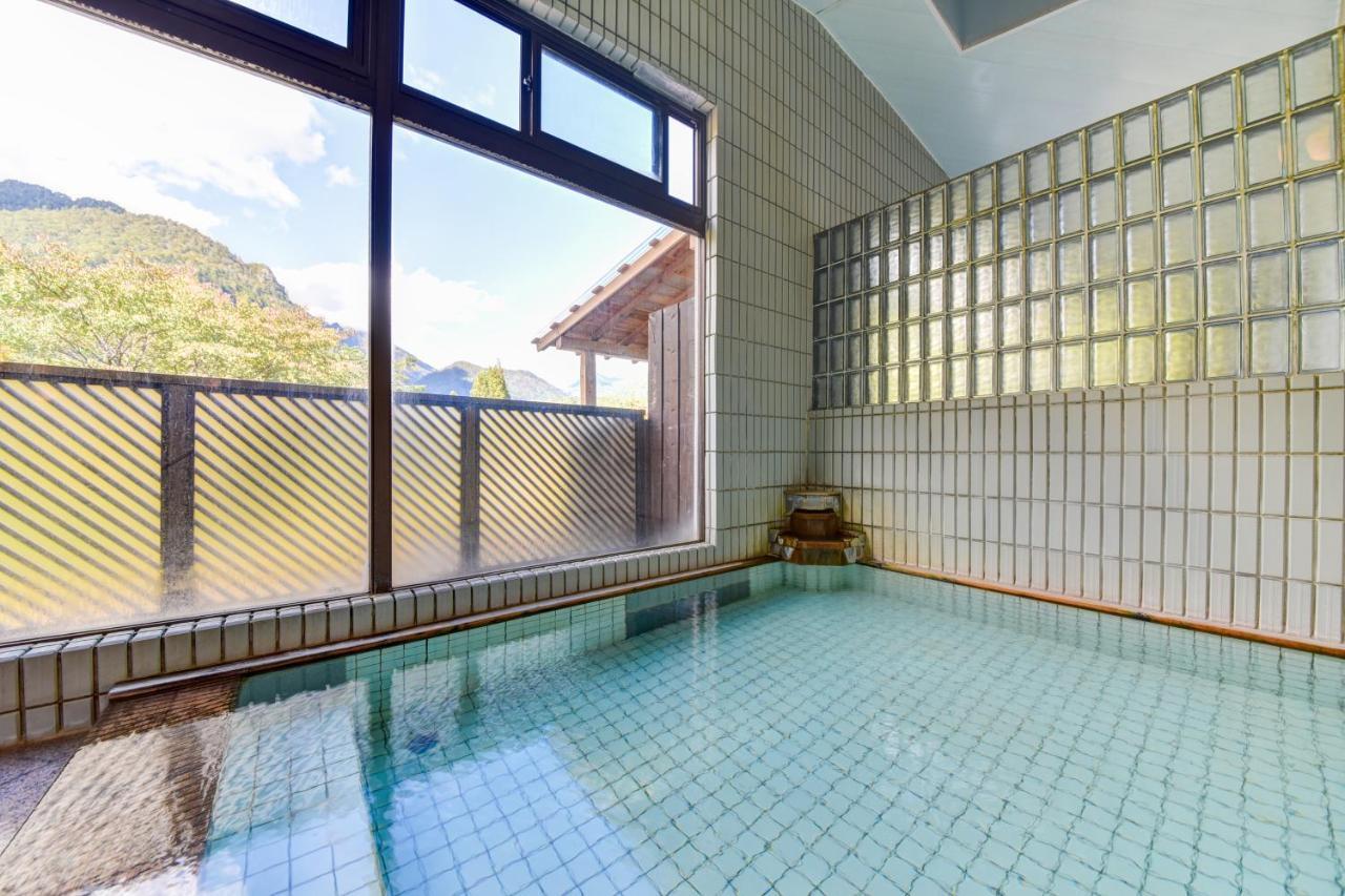 Resort Inn Chirorian 高山市 エクステリア 写真